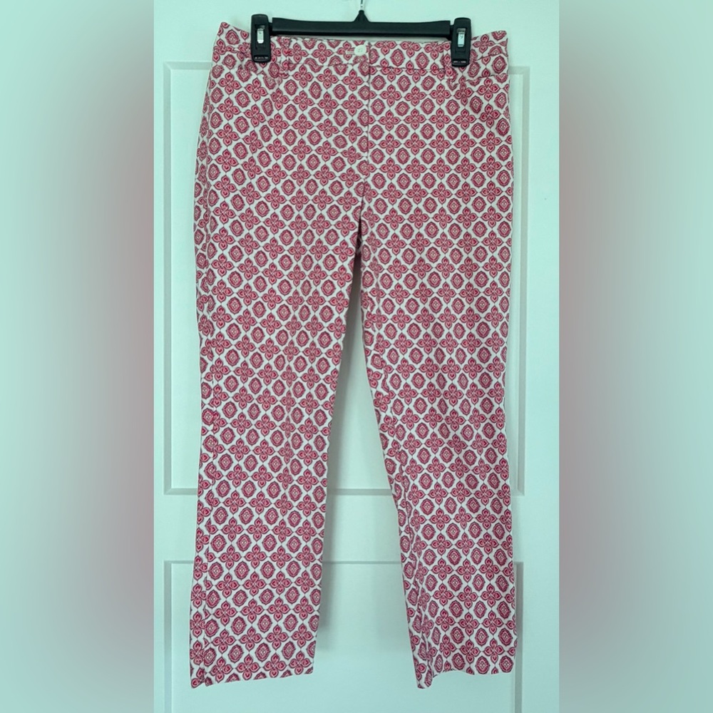 EUC Talbots Women’s Pink & White Medallion Print Ankle Length Pants, Size 10